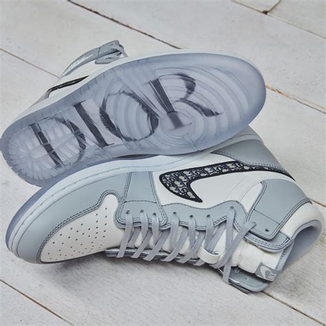 dior jordans shoes|dior shoes jordan bottom.